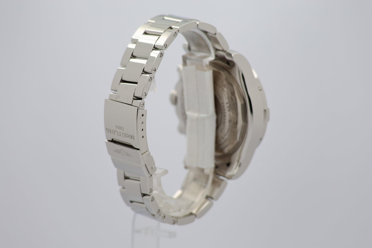 Breitling Super Avenger II Automatik 48mm A13371 - Detail view 1