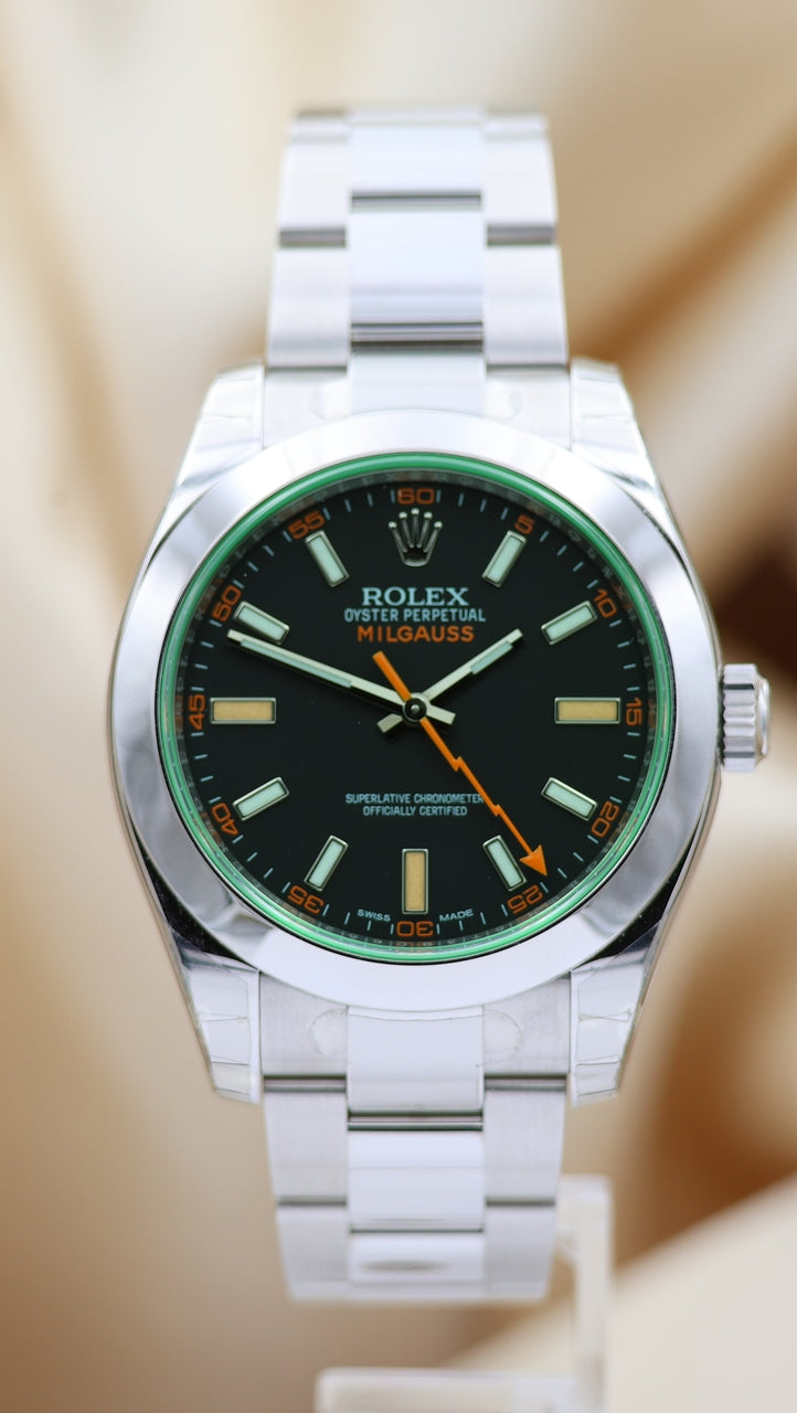 Rolex Milgauss Automatik Ungetragen + Verklebt NOS 116400GV Box + og. Papiere