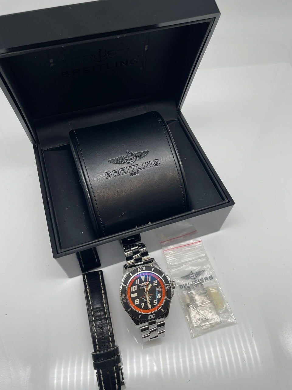 Breitling Superocean 42mm Automatik A17364 - Papiere und oder Lieferumfang