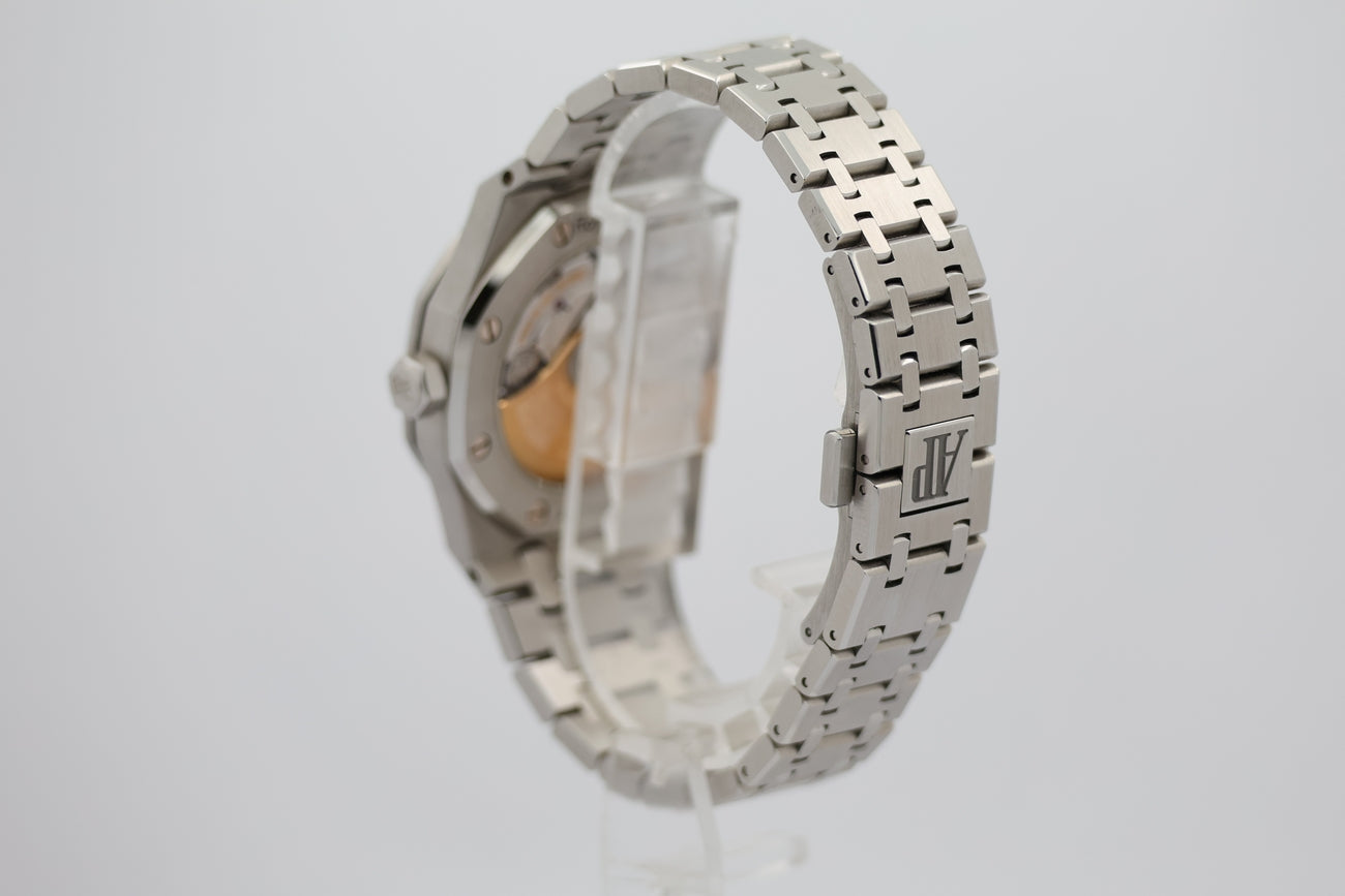 Audemars Piguet Royal Oak 37mm Automatik 15450ST - Detail view 2