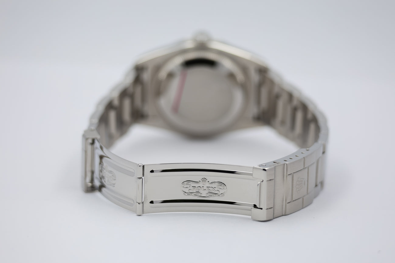 Rolex Explorer 36mm Automatik Herrenuhr 114270 - Detail view 6