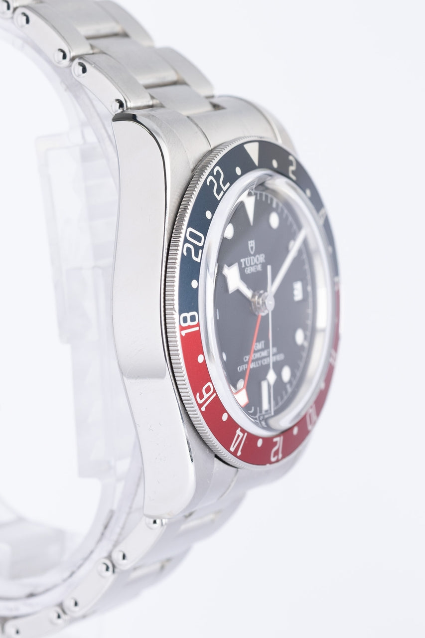 Tudor Black Bay GMT 'Pepsi' 41mm Automatik 79830RB - Detailansicht 1