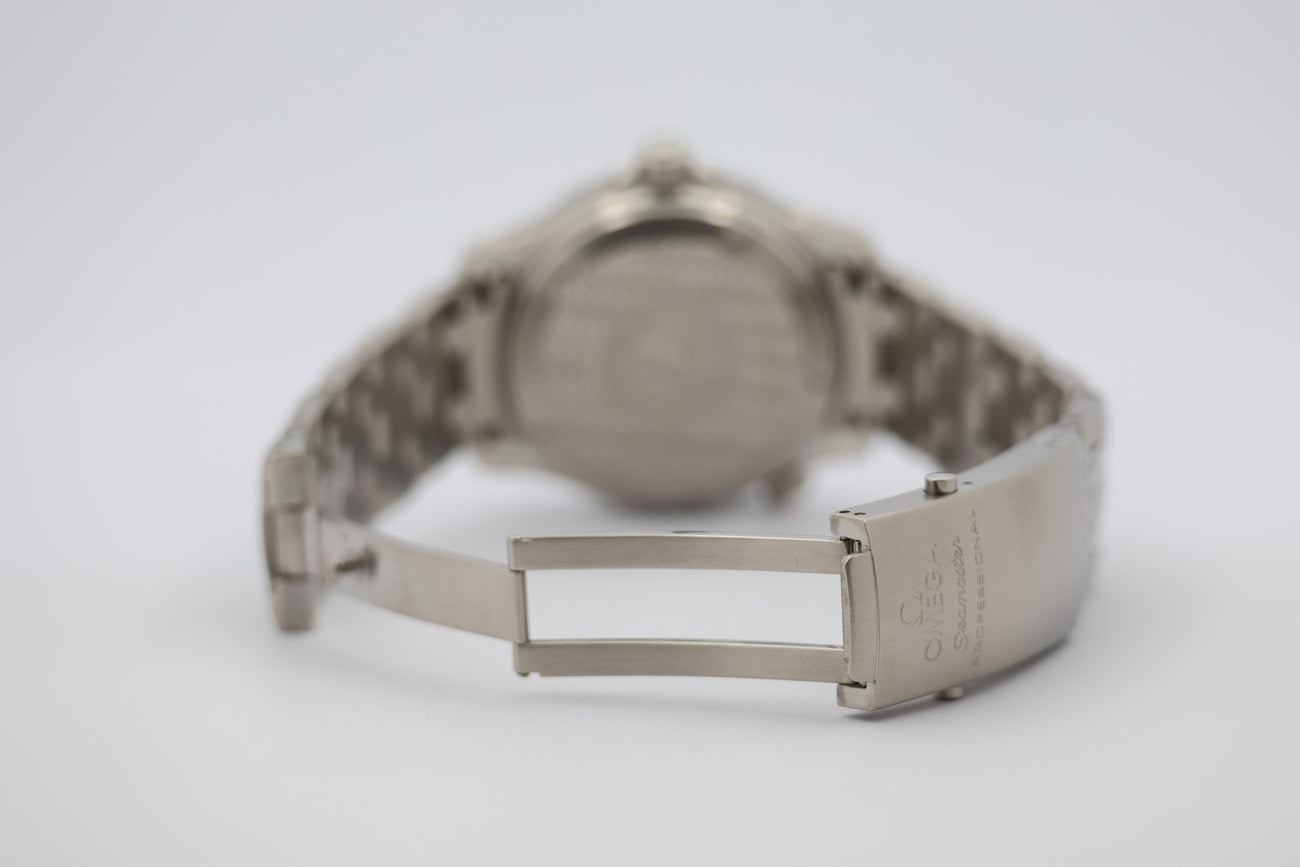 Omega Seamaster Diver 300m 36mm Automatik 25528000 - Detail view 6