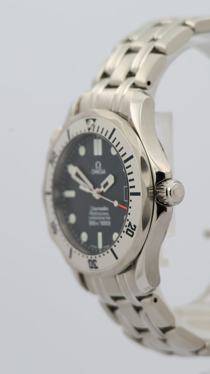 Omega Seamaster Diver 300m 36mm Automatik 25528000 - Detail view 7