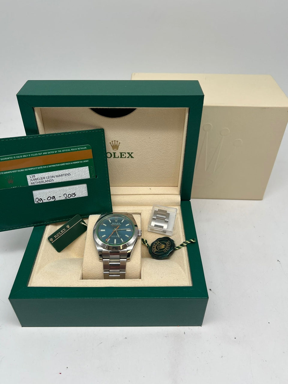 Rolex Milgauss Automatik Herrenuhr Stahl 40mm 116400 - Papiere und oder Lieferumfang