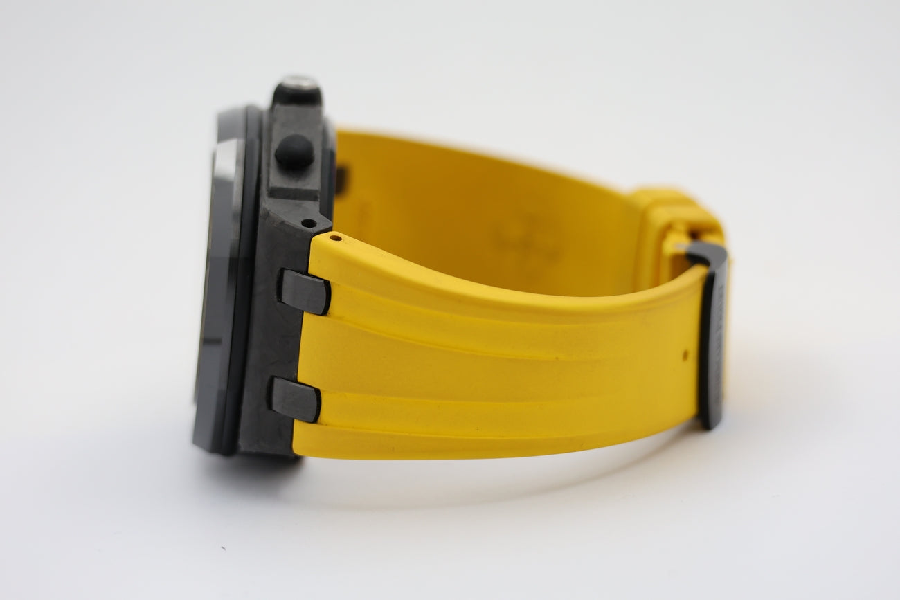 Audemars Piguet Royal Oak Offshore Chronograph Automatik Herrenuhr "Bumble Bee" 26176FO - Detailansicht 4