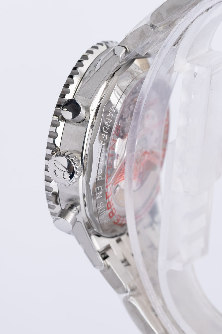 Breitling Navitimer 1 B01 Chronograph 41mm Grün AB0139 - Detailansicht 3