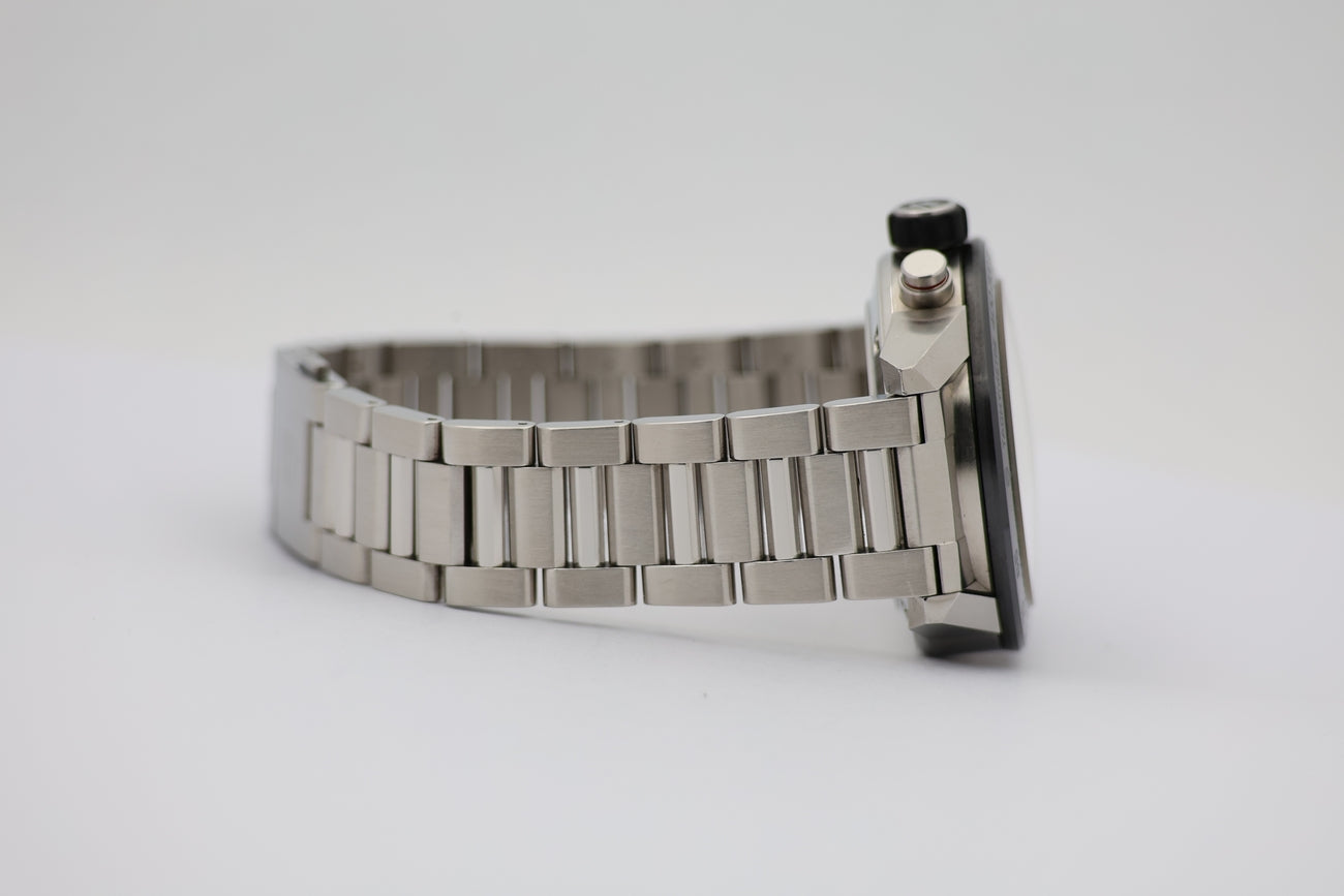 Tag Heuer Carrera Calibre HEUER 01 45mm Automatik CAR2A1W.BA0703 - Detail view 4