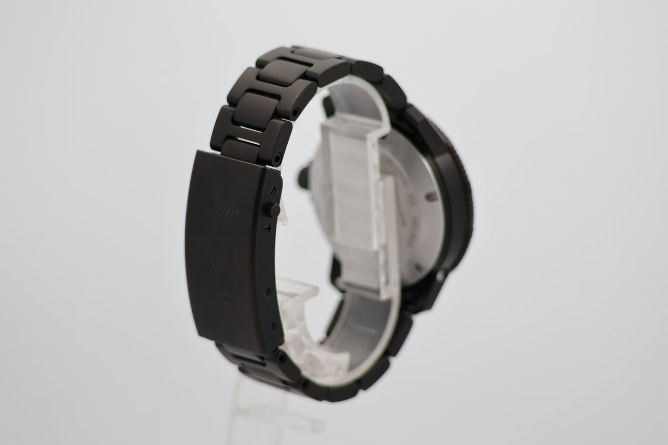 Sinn EZM 3 S Automatik Herrenuhr 603.020 - Detail view 1