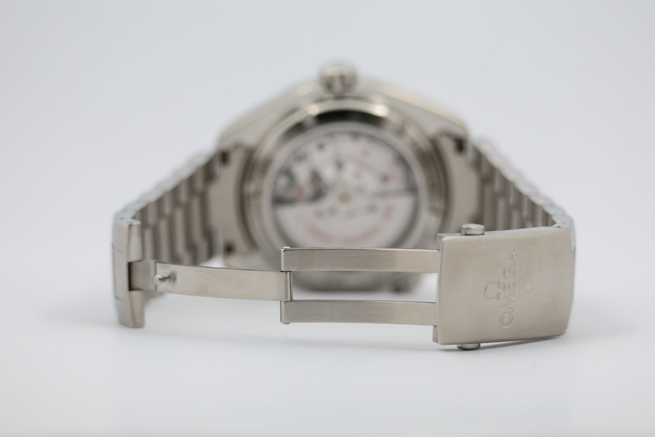 Omega Seamaster Planet Ocean 45,5mm Automatik 23230462101001 - Detailansicht 6