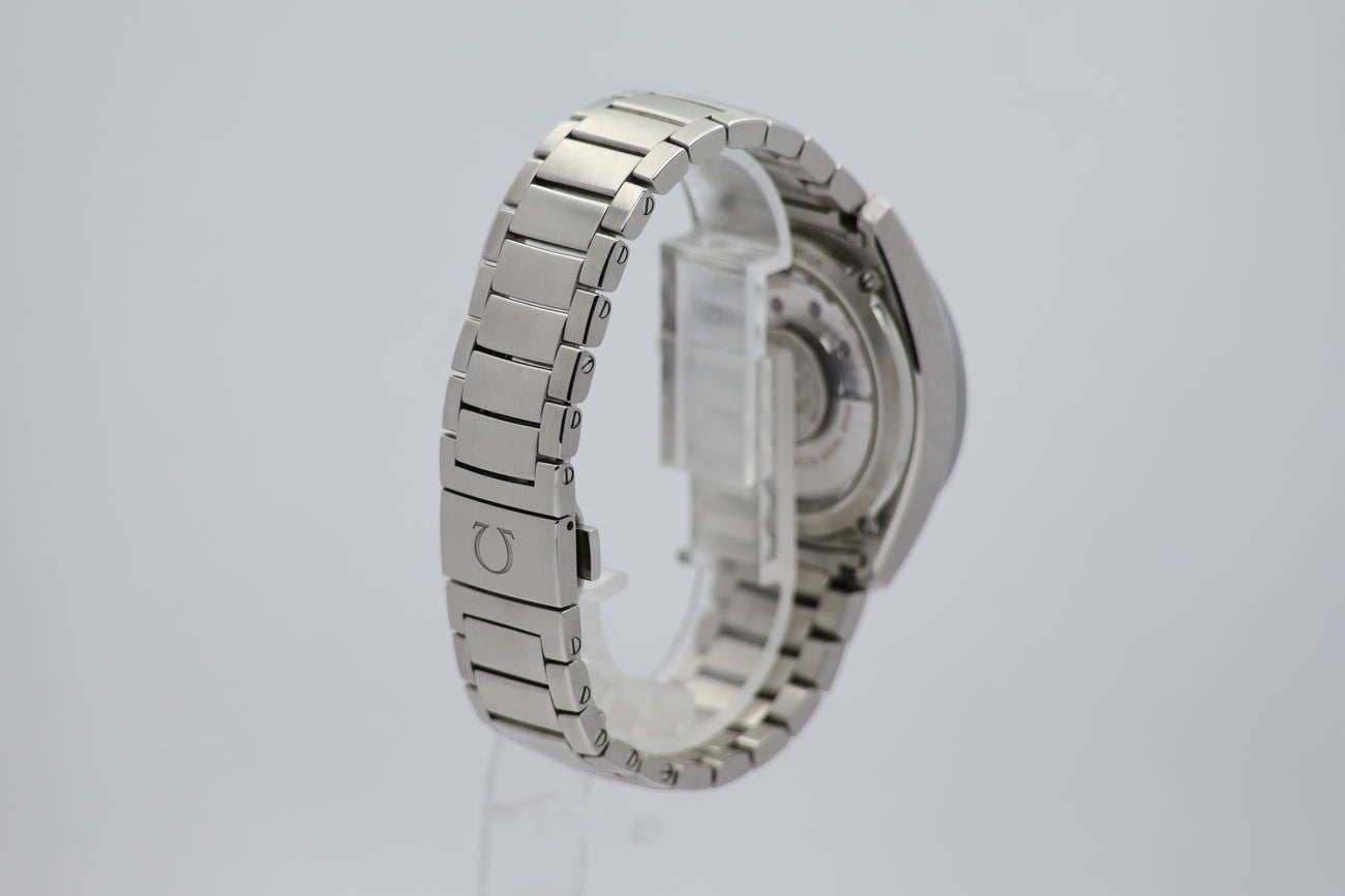 Omega Globemaster Constellation Automatik 13030392102001 - Detail view 2