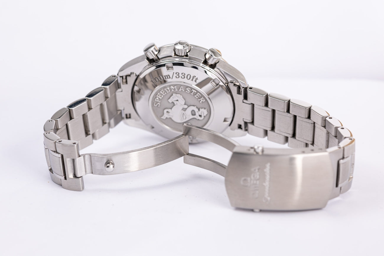 Omega Speedmaster Date 40mm Automatik 32330404006001 - Detailansicht 8