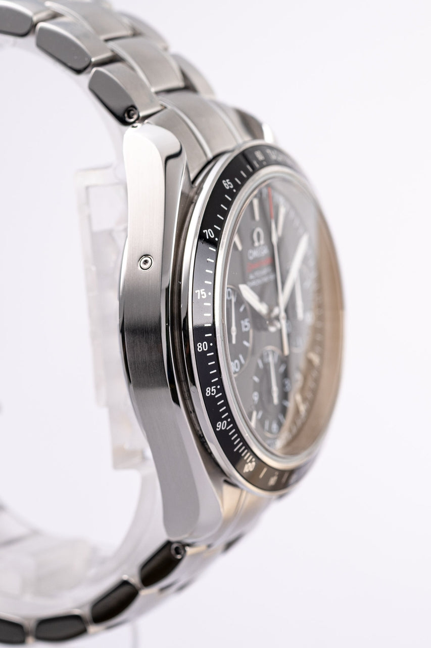 Omega Speedmaster Date 40mm Automatik 32330404006001 - Detailansicht 2