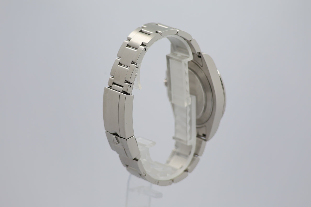 Rolex Explorer II 42mm 226570 - Detailansicht 1