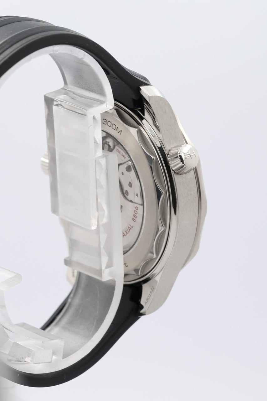 Omega Seamaster Diver 300m 42mm Automatik O21032422001003 - Detailansicht 4
