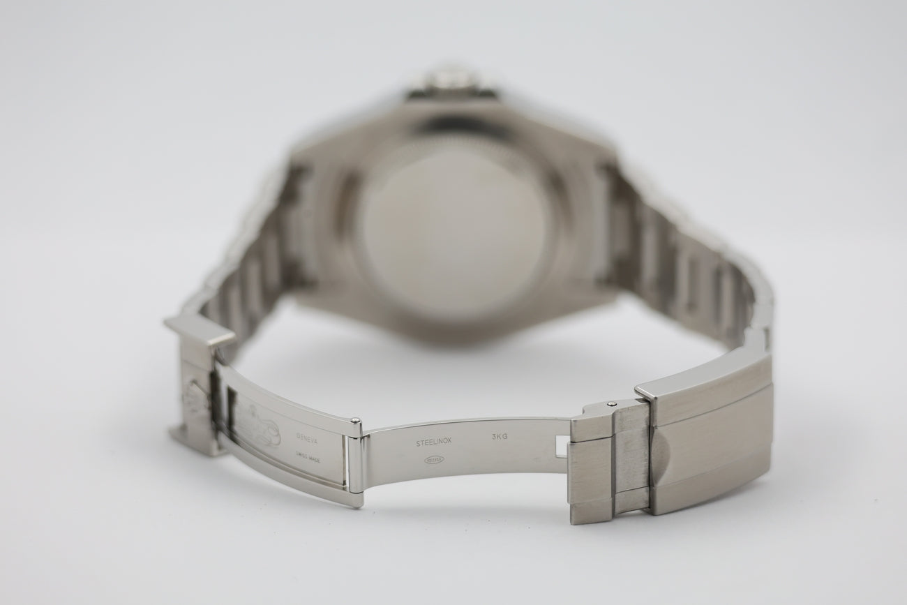 Rolex Explorer II 42mm Automatik Herrenuhr 216570 - Detailansicht 4