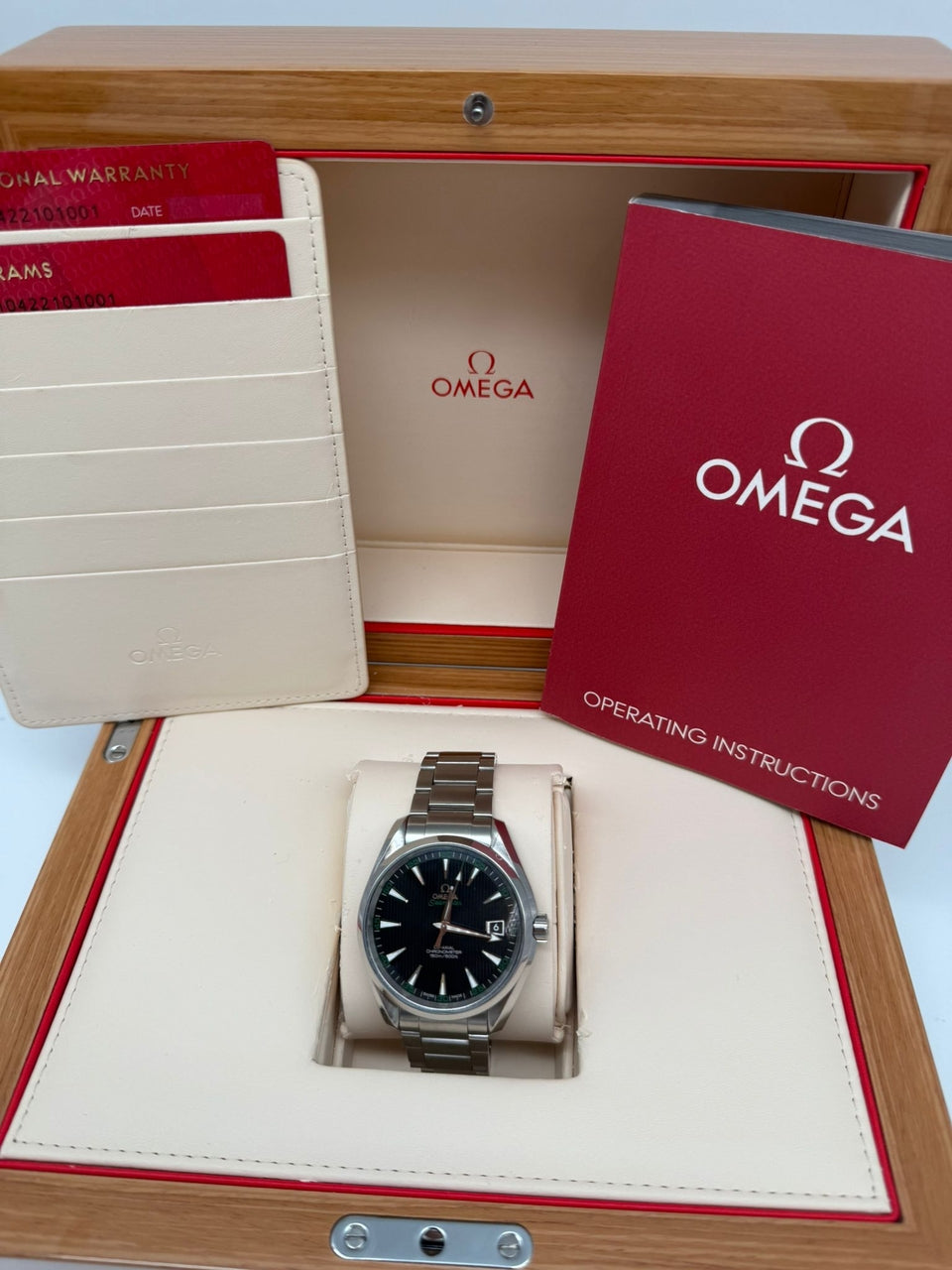 Omega Seamaster Aqua Terra 41,5mm Automatik 23110422101001 - Papiere und oder Lieferumfang