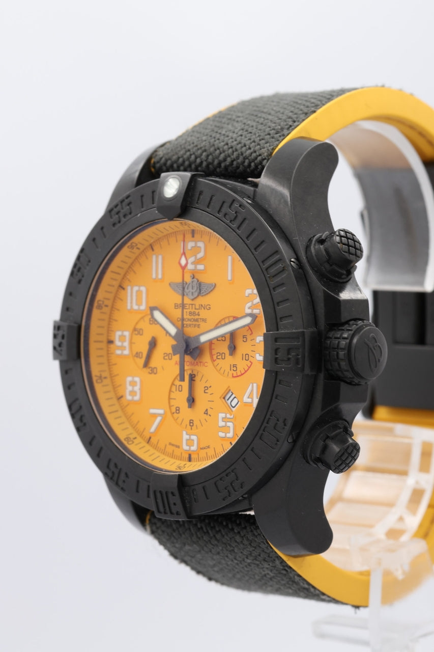 Breitling Avenger Hurricane 12H 50mm XB0170 - Detailansicht 10