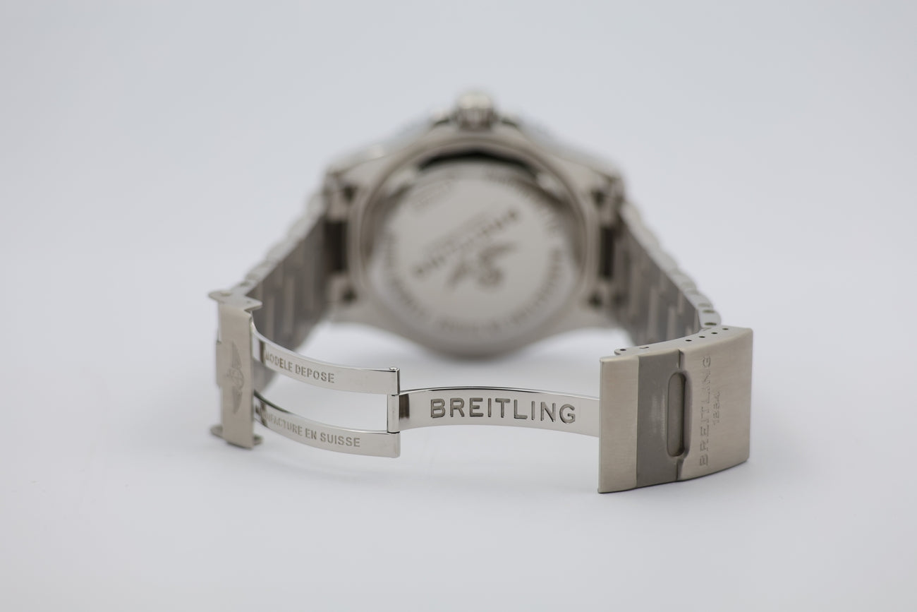 Breitling Superocean 44mm Automatik Y17393 - Detail view 6