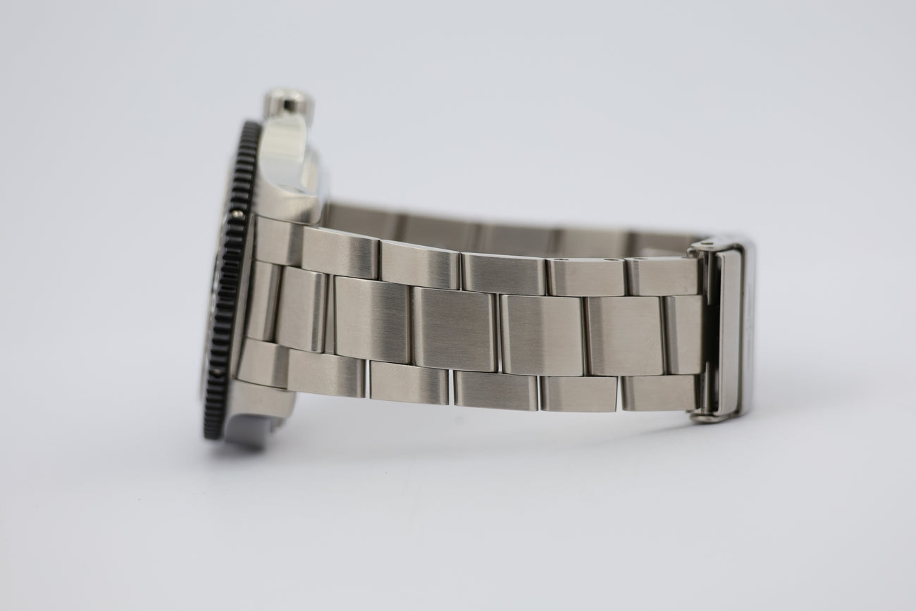 Breitling Superocean 44mm Automatik Y17393 - Detail view 3