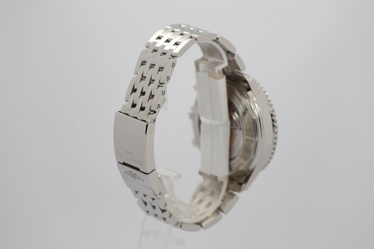 Breitling Navitimer 1 B01 Chronograph Automatik 46mm AB0127 - Detailansicht 1