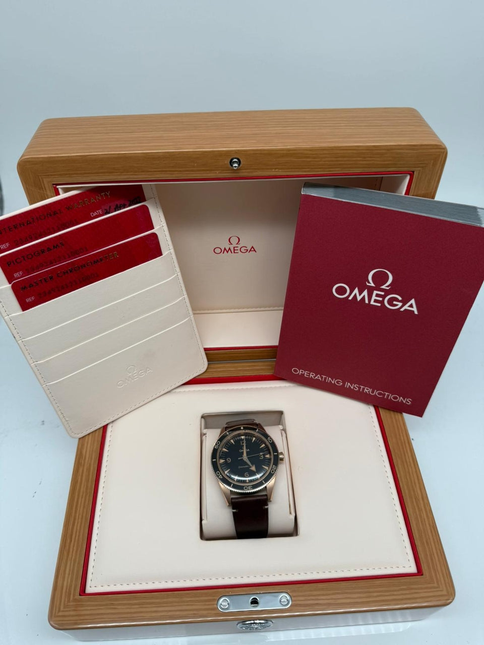 Omega Seamaster 300 Bronze Gold 9K Automatik 23492412110001 - Papers and documentation