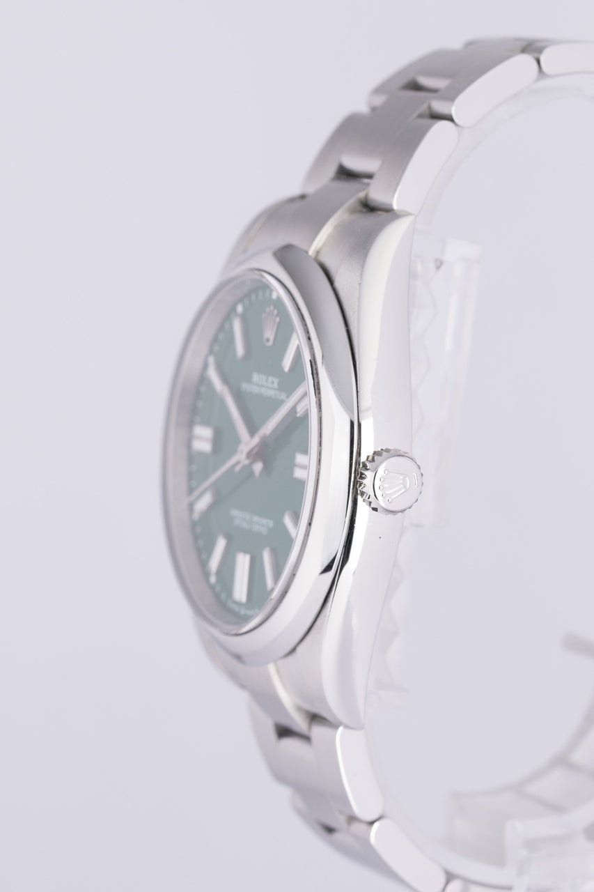 Rolex Oyster Perpetual 41 Grün 124300 - Detailansicht 2