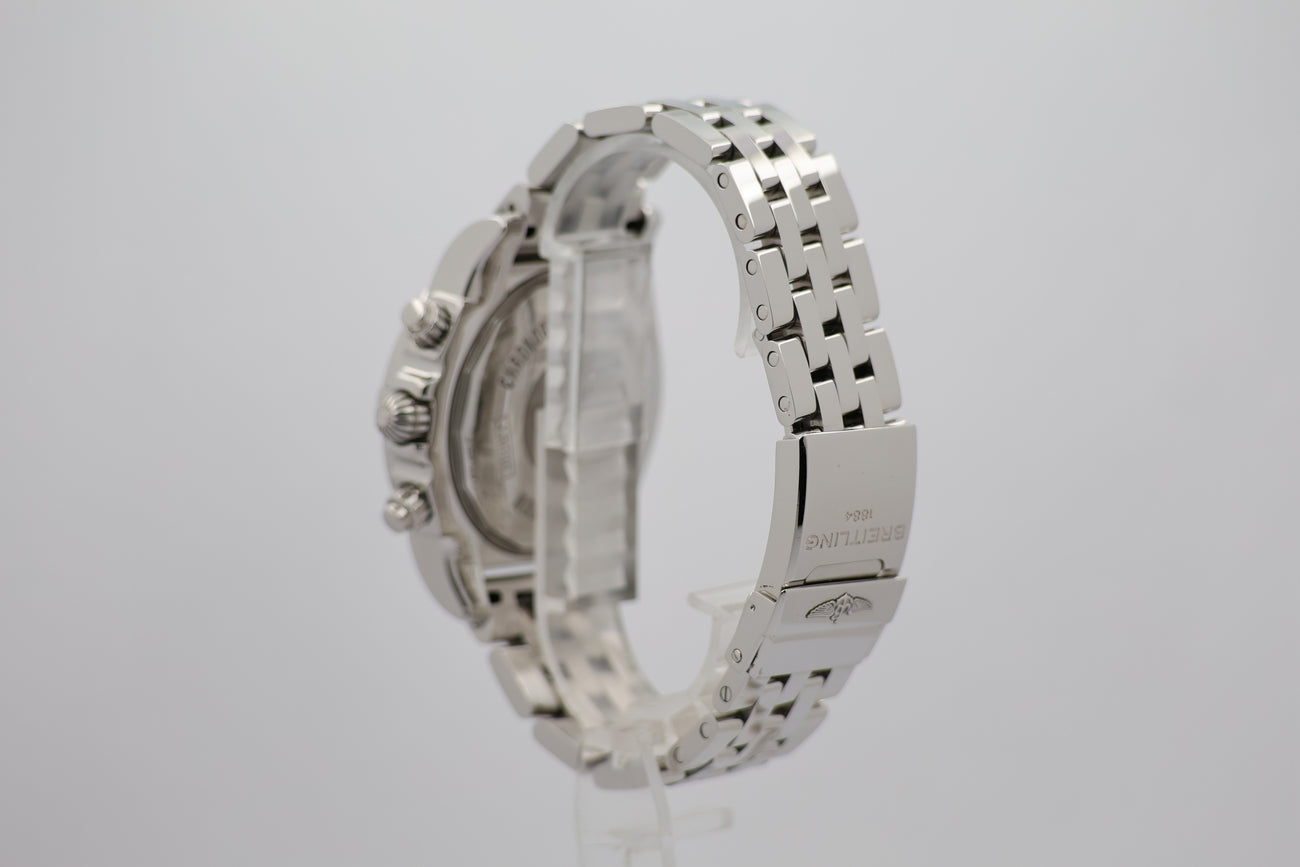 Breitling Chronomat 44mm Automatik Herrenuhr AB0110 - Detailansicht 2