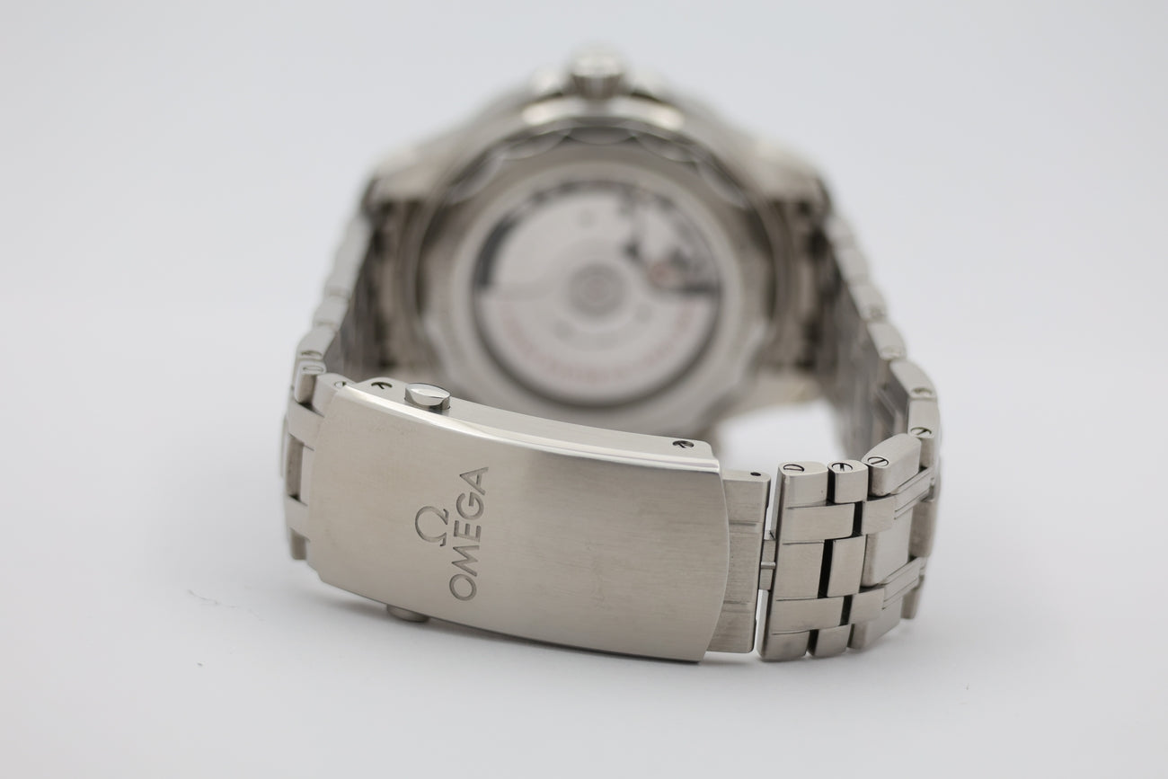 Omega Seamaster Diver 300 M Automatik Herrenuhr 42mm 21030422001001 - Detailansicht 5