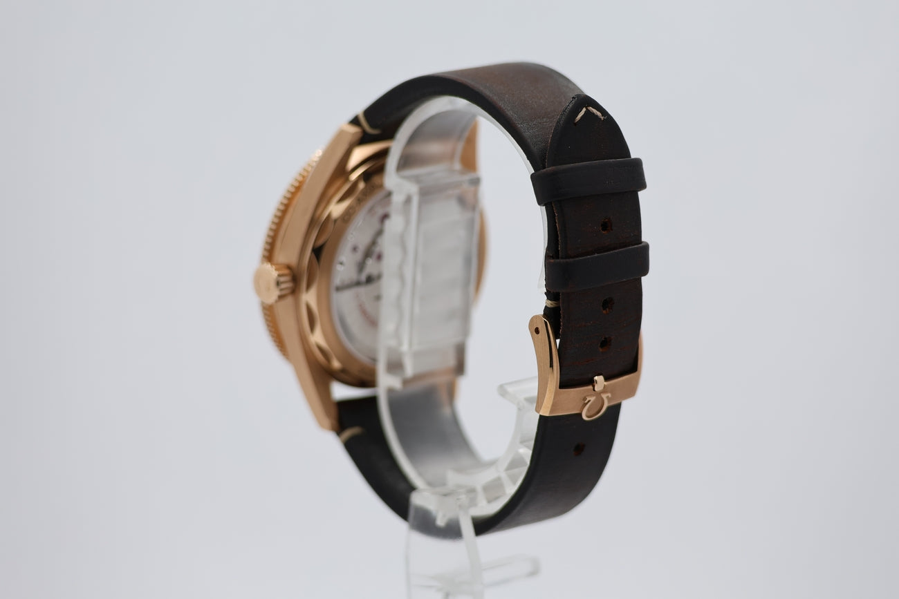 Omega Omega Seamaster Herrenuhr 41mm 234.92.41.21.10.001 - Detailansicht 2