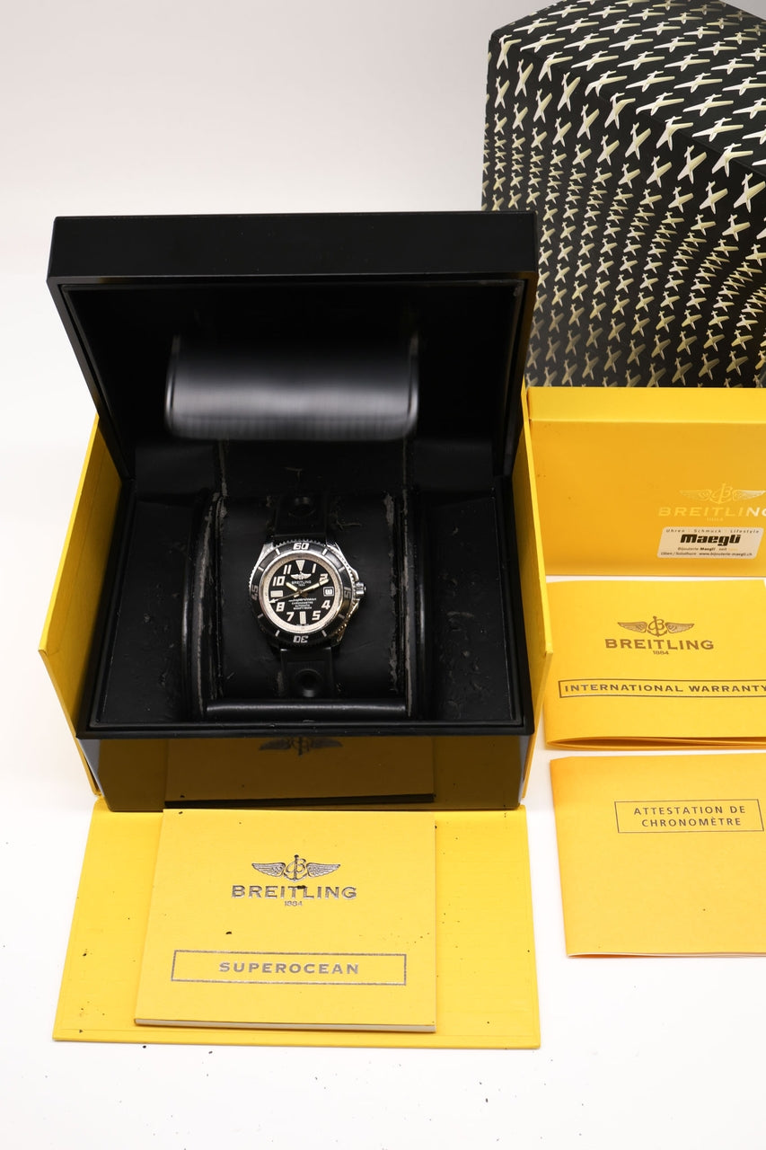 Breitling Superocean 42mm Automatik A1736402 - Papiere und oder Lieferumfang