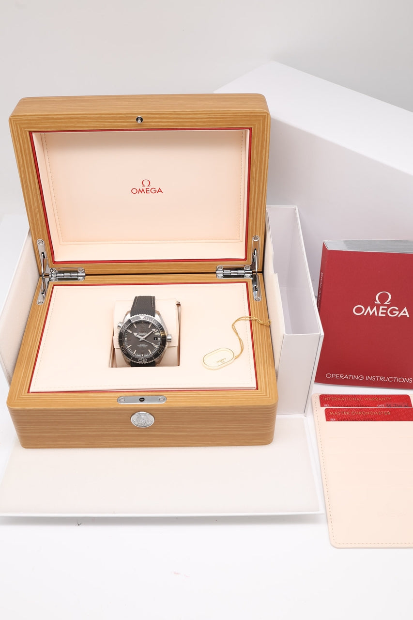 Omega Seamaster Planet Ocean 600M 215.32.44.21.01.002 - Papiere und oder Lieferumfang