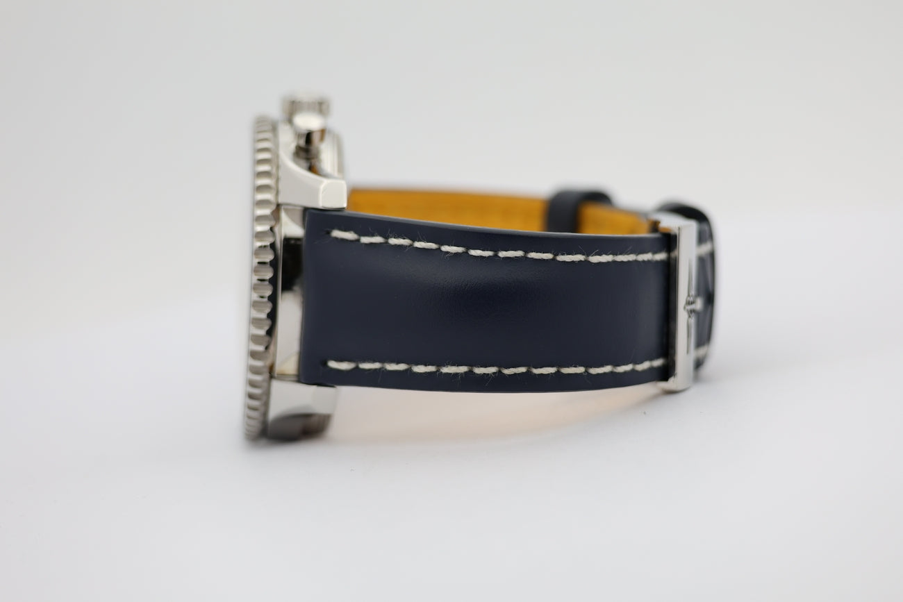 Breitling Navitimer World 46mm Automatik A24322 - Detailansicht 3