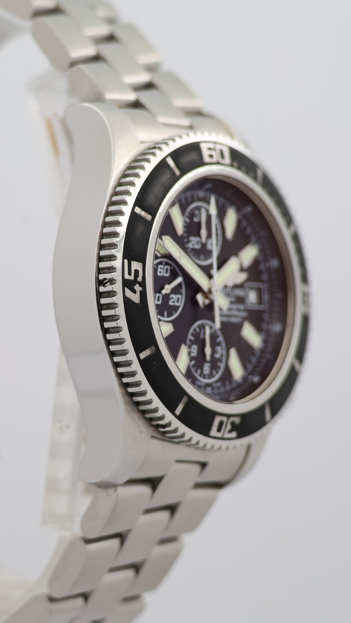 Breitling Superocean Chronograph Steelfish Herrenuhr 44mm A13341 - Detailansicht 8