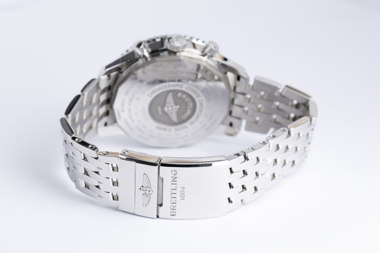 Breitling Navitimer World GMT 46mm Automatik Herrenuhr A24322 - Detailansicht 7