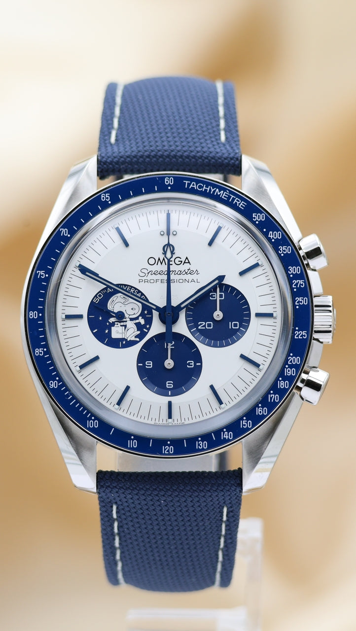 Omega Speedmaster Professional Moonwatch "Silver Snoopy Award" 42mm Handaufzug 31032425002001 Box + og. Papiere