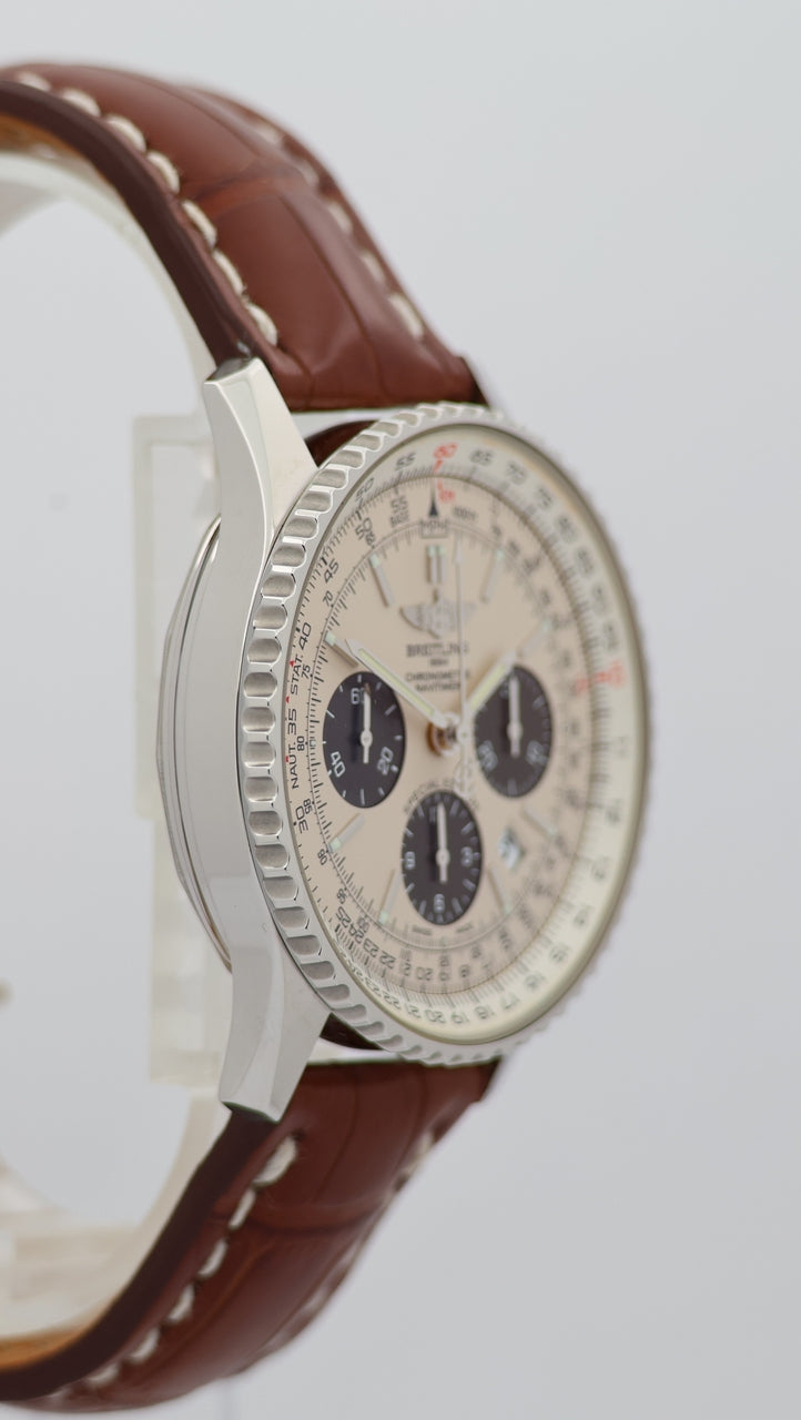 Breitling Navitimer 01 43mm Automatik AB0120 - Detailansicht 8