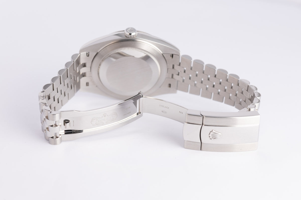 Rolex Datejust 41 Automatik Herrenuhr 126334 - Detailansicht 3