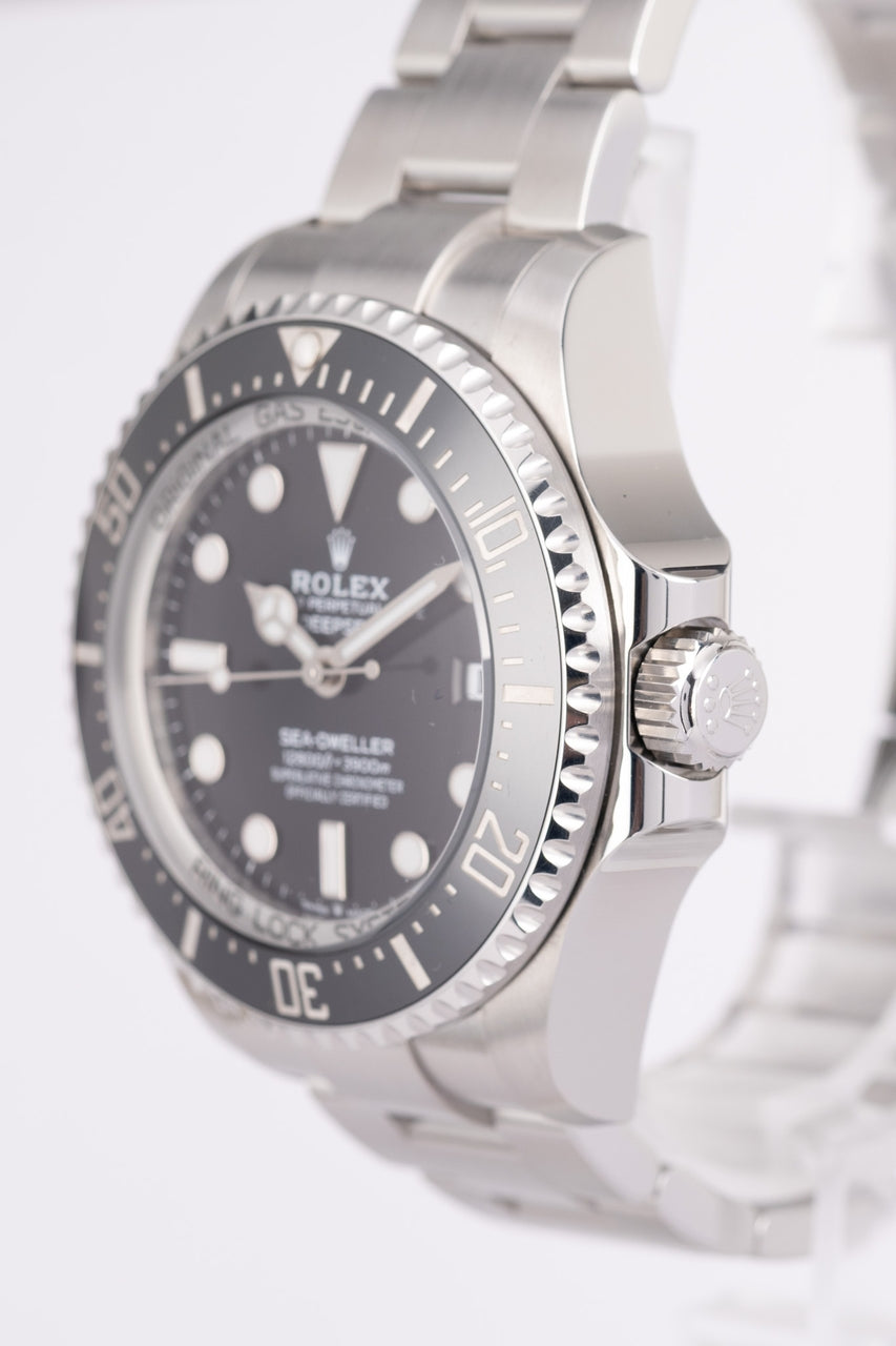 Rolex Sea-Dweller Deepsea 44mm Automatik 136660 - Detailansicht 2