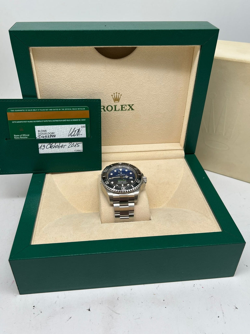 Rolex Sea-Dweller Deepsea Automatik Herrenuhr Verklebt NOS 116660 - Papiere und oder Lieferumfang
