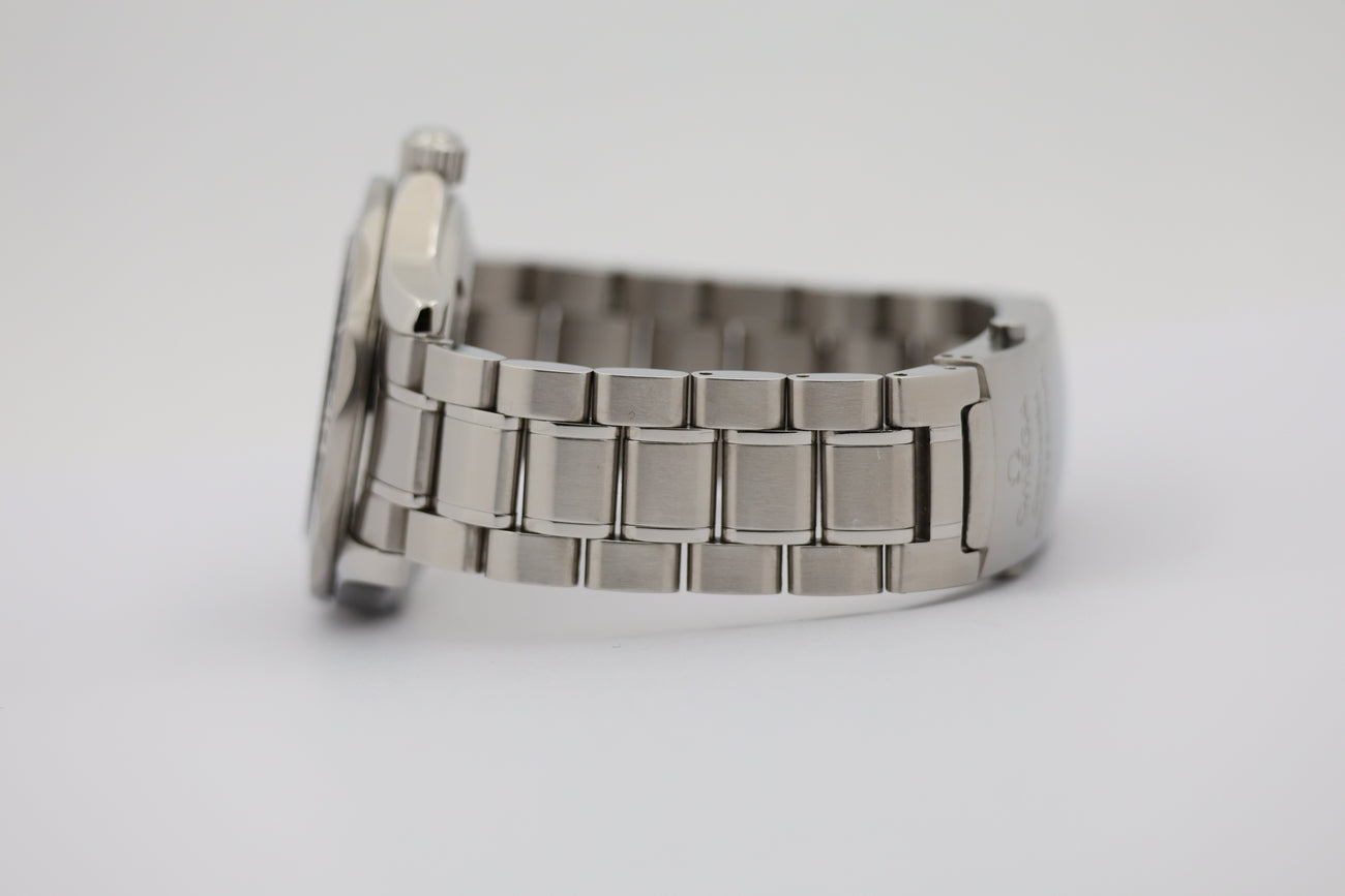 Omega Seamaster Diver 300m 36mm Quarz 22625000 - Detail view 3