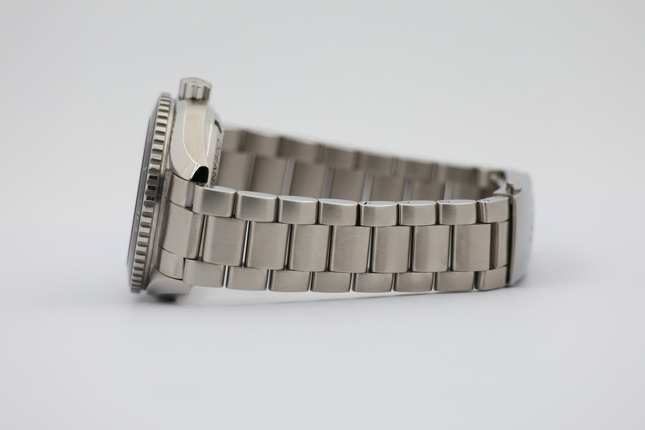 Omega Seamaster Planet Ocean Automatik Herrenuhr 42mm 23230422101001 - Detailansicht 3