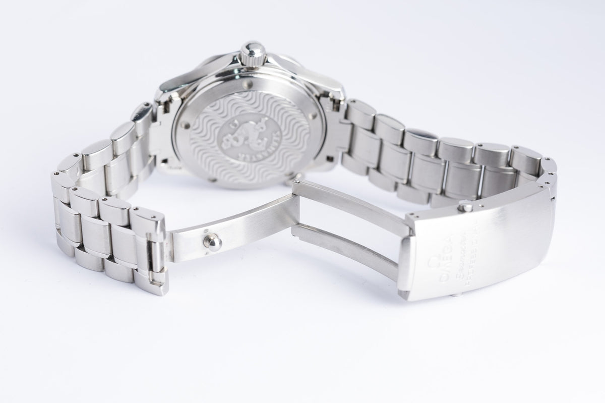 Omega Seamaster Diver 300m 36mm Automatik 22538000 - Detailansicht 8