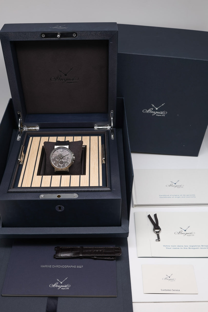 Breguet Marine Titanium Chronograph Grau fullset 2022 5527TI - Papiere und oder Lieferumfang