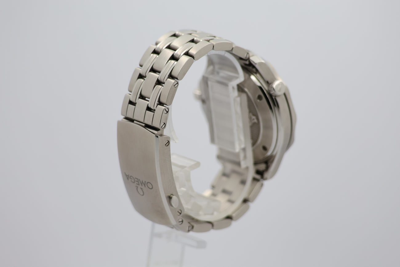 Omega Seaamaster Diver 300 41mm Automatik 21230412001003 - Detail view 1