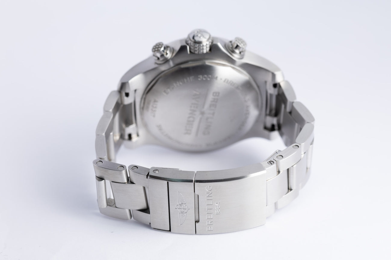 Breitling Avenger Chronograph 45mm Automatik A13317 - Detailansicht 7