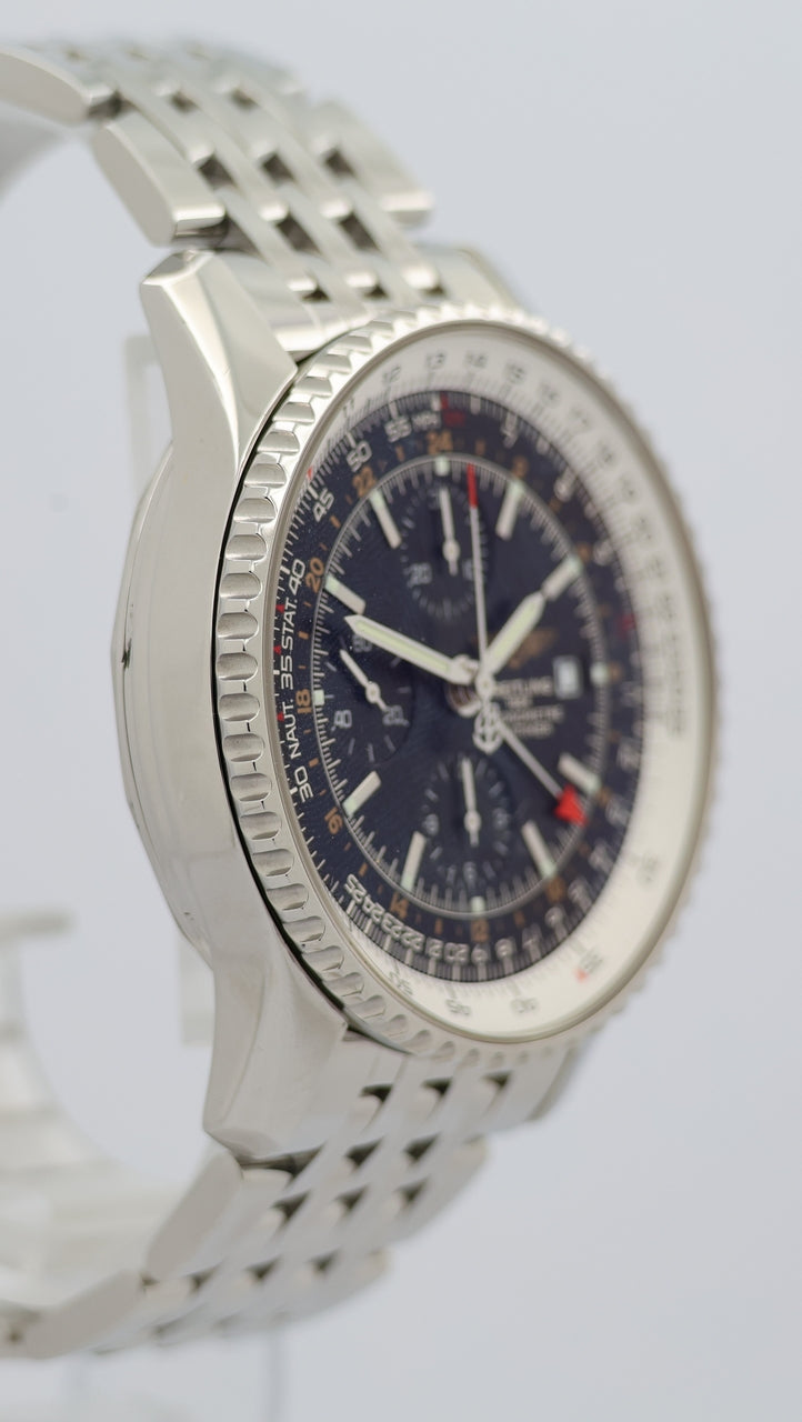 Breitling Navitimer World GMT 46mm Automatik A24322 - Detail view 8