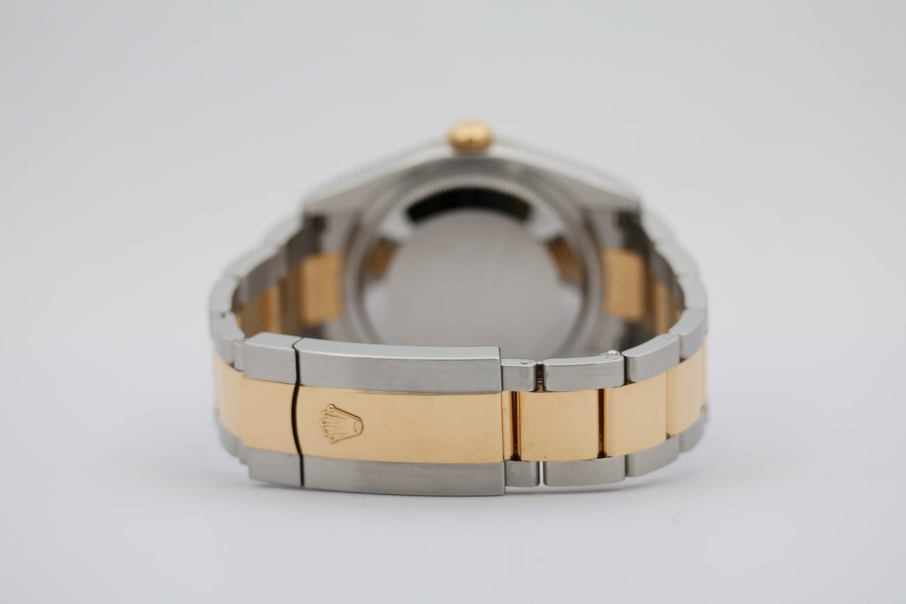 Rolex Datejust 36 Automatik Diamond-Dial 126233 - Detailansicht 5