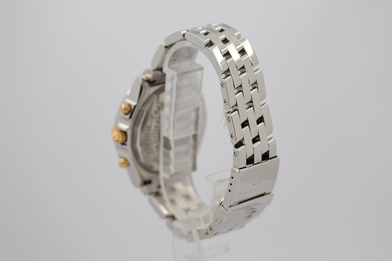 Breitling Chronomat Chronograph Automatik 39mm B13352 - Detail view 2