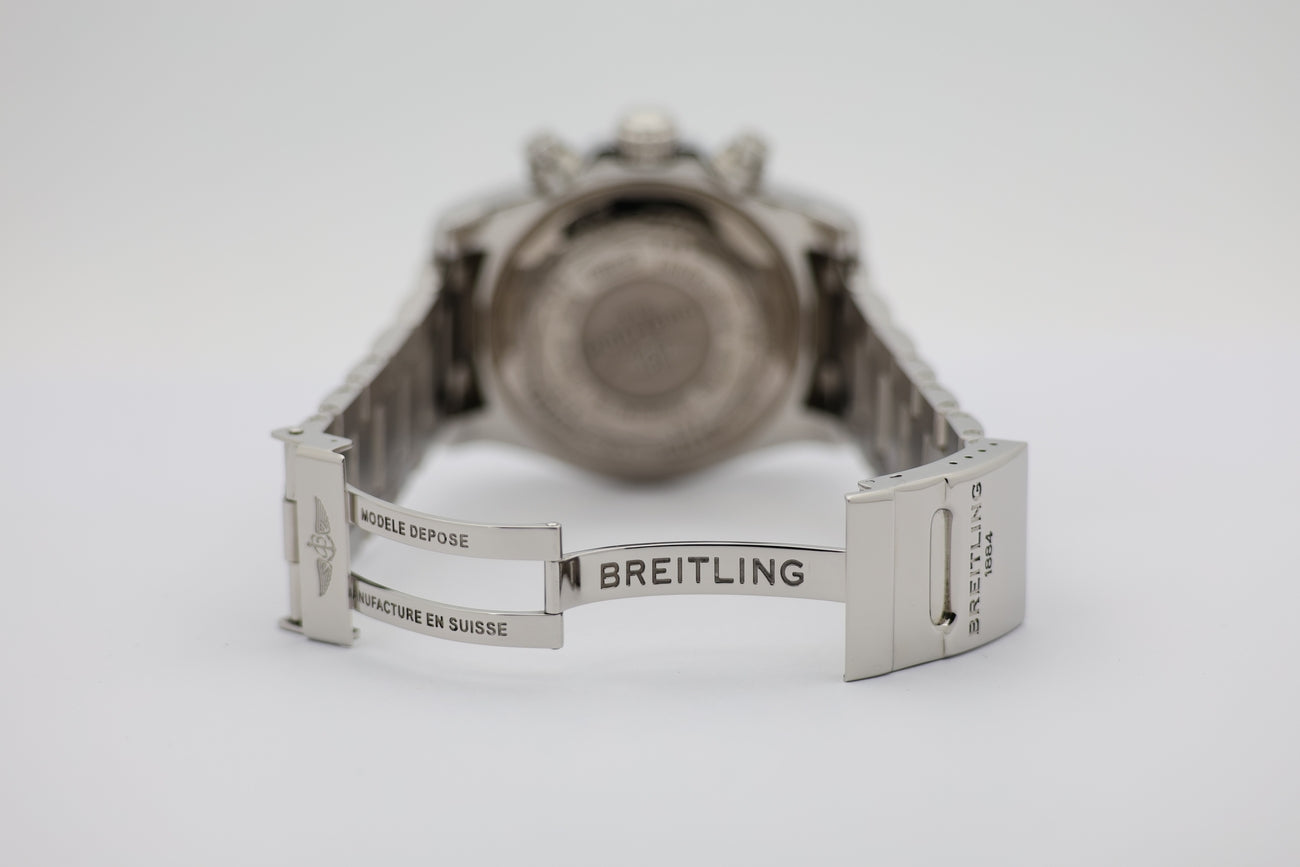 Breitling Avenger II 43mm Automatik Herrenuhr A13381 - Detailansicht 6